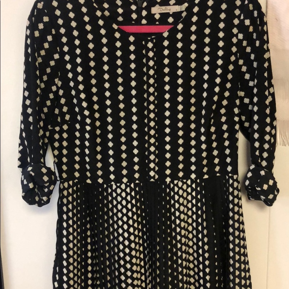 Dress - Picture 8 of 8